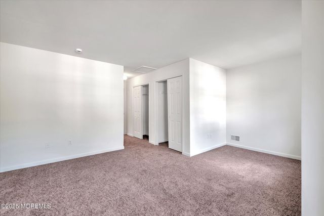 27 Esplanade Way, Bayville, NJ 08721