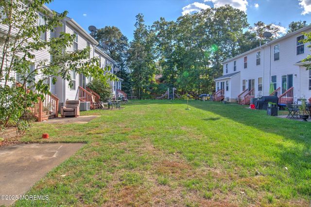 27 Esplanade Way, Bayville, NJ 08721