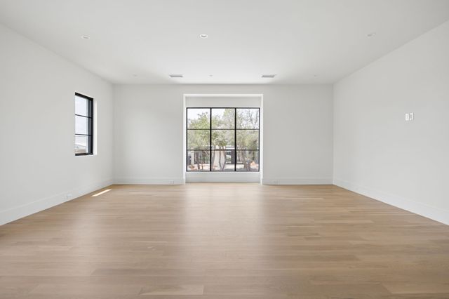 10806 Camellia Drive, Dallas, TX 75230