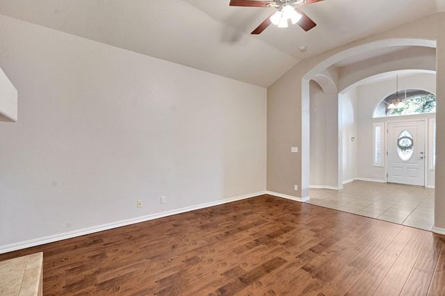 16900 Monreal Road, Madera, CA 93636