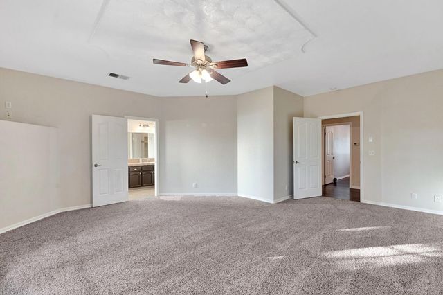 16900 Monreal Road, Madera, CA 93636