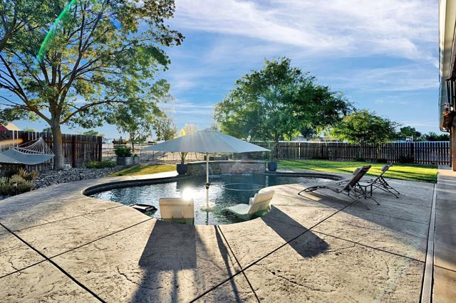 16900 Monreal Road, Madera, CA 93636