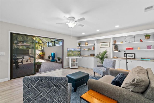 6304 SUN EAGLE LANE 19B, Bradenton, FL 34210