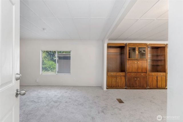 6123 79th Street E #61, Puyallup, WA 98371