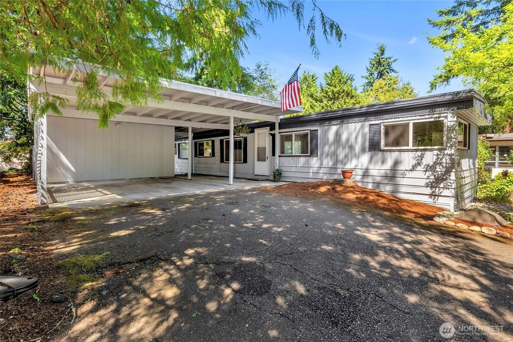 6123 79th Street E #61, Puyallup, WA 98371