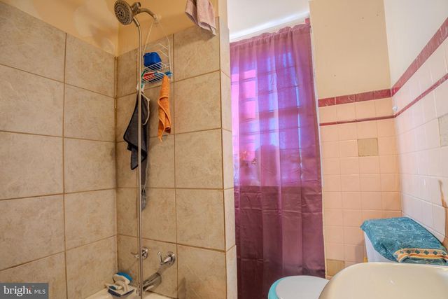 323 W 7TH ST, Chester, PA 19013