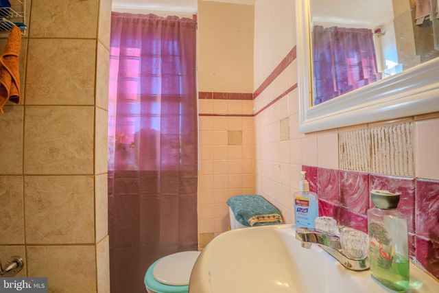 323 W 7TH ST, Chester, PA 19013