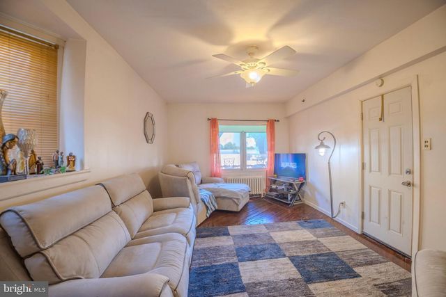 323 W 7TH ST, Chester, PA 19013