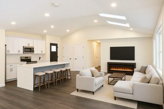 19 Primrose Avenue W, White Plains, NY 10607