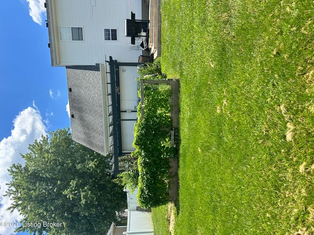 1229 Eastern St, Elizabethtown, KY 42701
