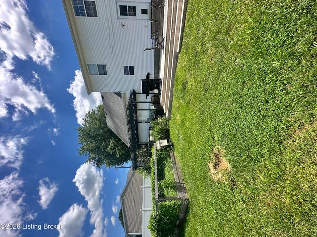 1229 Eastern St, Elizabethtown, KY 42701