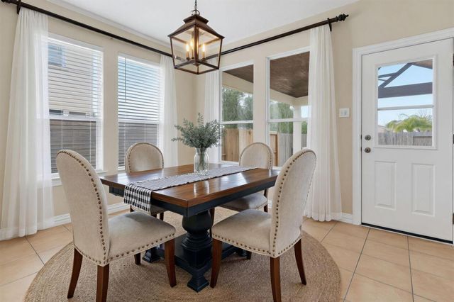 4438 W Maple Drive, Friendswood, TX 77546