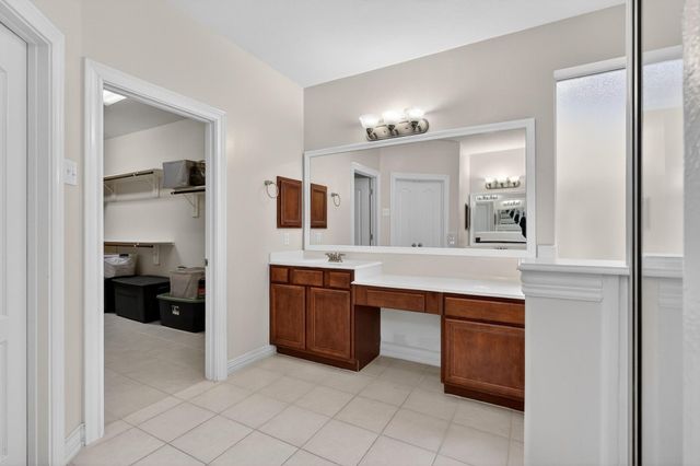 4438 W Maple Drive, Friendswood, TX 77546