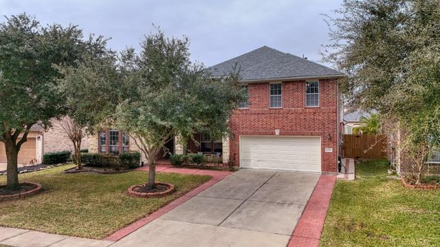 4438 W Maple Drive, Friendswood, TX 77546