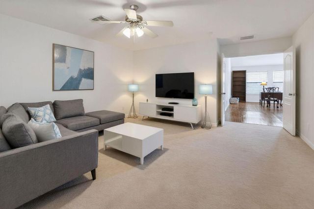 4438 W Maple Drive, Friendswood, TX 77546