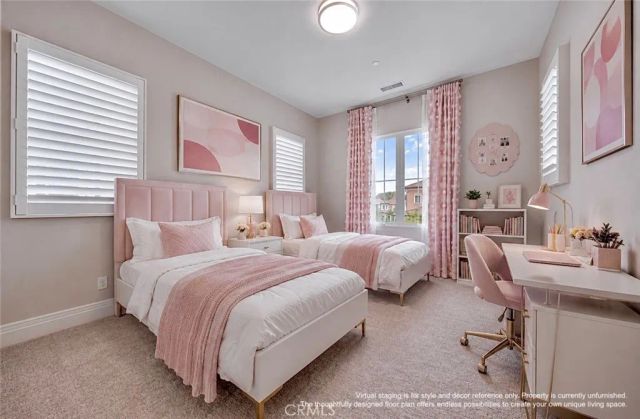 128 Roscomare, Irvine, CA 92602