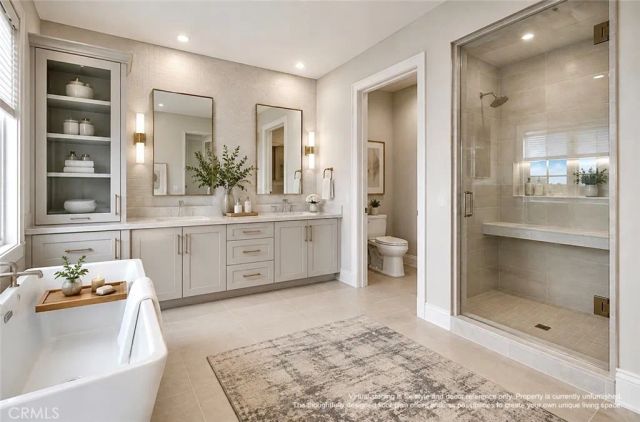 128 Roscomare, Irvine, CA 92602
