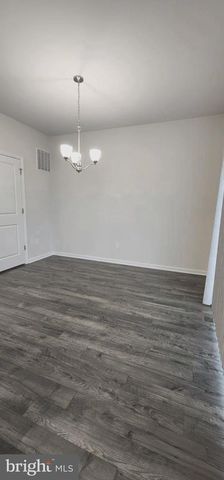 64 SISTERS FARMSTEAD RD, Mount Laurel, NJ 08054