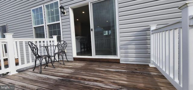 64 SISTERS FARMSTEAD RD, Mount Laurel, NJ 08054