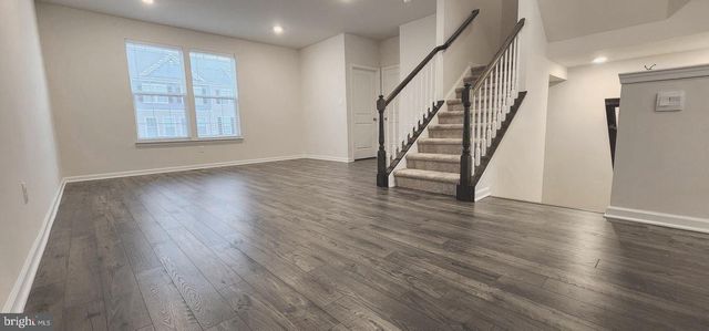 64 SISTERS FARMSTEAD RD, Mount Laurel, NJ 08054