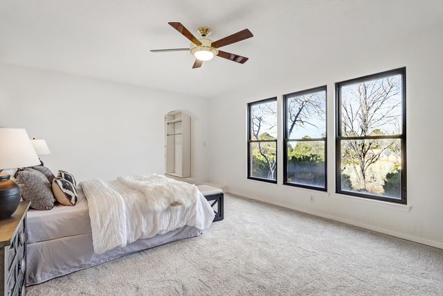 1600 La Cabra Drive SE, Albuquerque, NM 87123