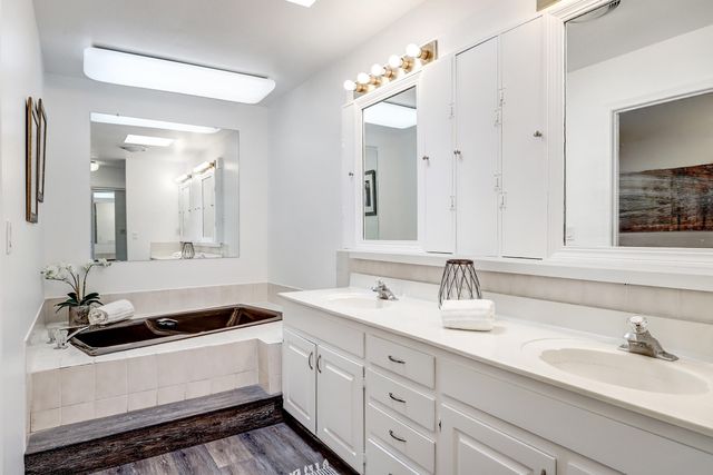 1600 La Cabra Drive SE, Albuquerque, NM 87123