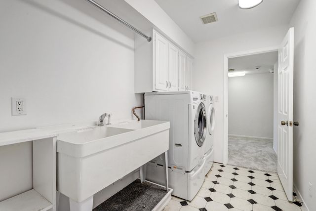 1600 La Cabra Drive SE, Albuquerque, NM 87123