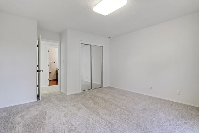 1600 La Cabra Drive SE, Albuquerque, NM 87123