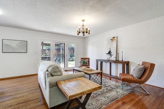 1600 La Cabra Drive SE, Albuquerque, NM 87123