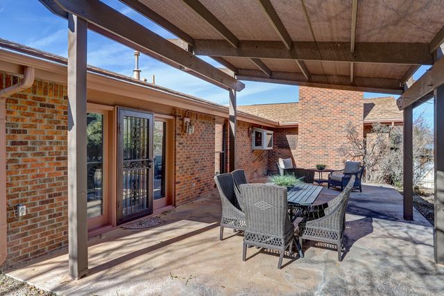 1600 La Cabra Drive SE, Albuquerque, NM 87123