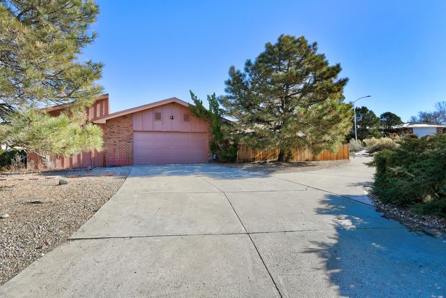 1600 La Cabra Drive SE, Albuquerque, NM 87123