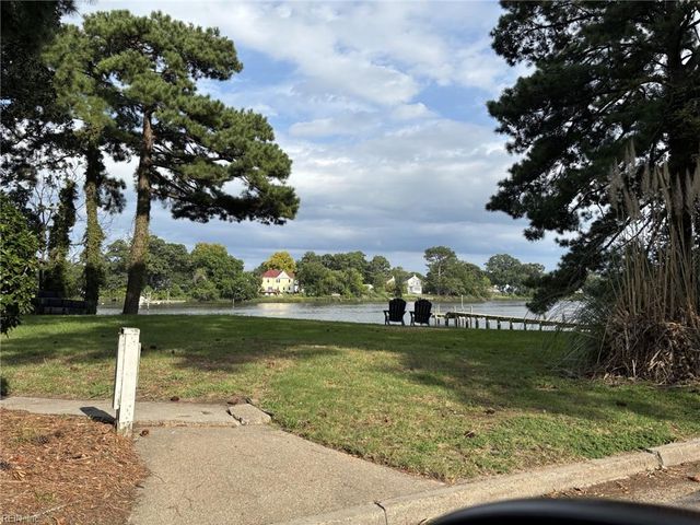 313 Constitution AVE, Portsmouth, VA 23704