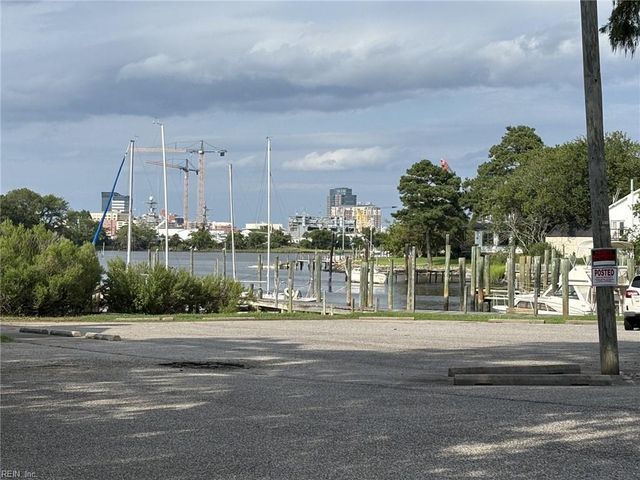 313 Constitution AVE, Portsmouth, VA 23704