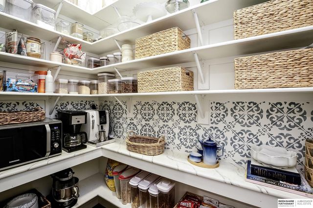 805 N 132 Avenue, Omaha, NE 68154