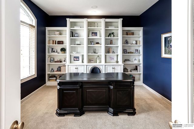 805 N 132 Avenue, Omaha, NE 68154