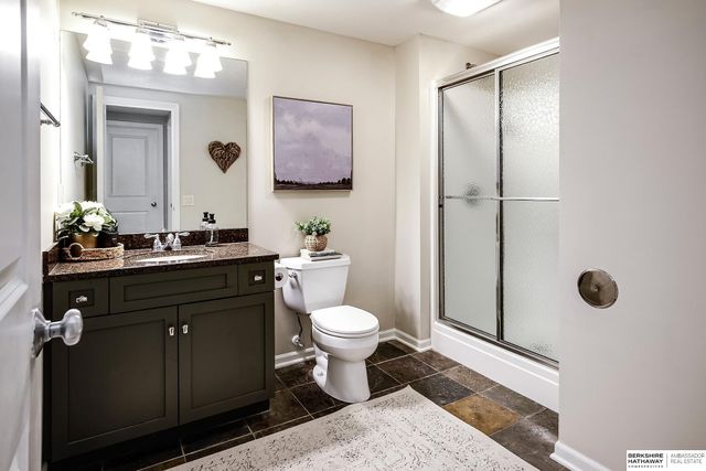 805 N 132 Avenue, Omaha, NE 68154