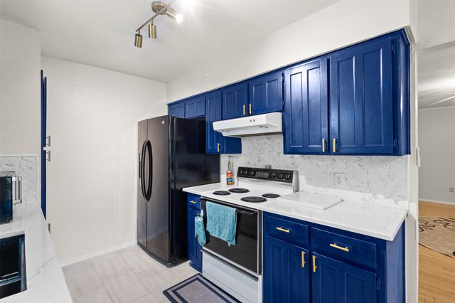 6205 Sunnybrook Drive, Watauga, TX 76148