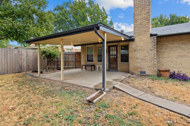 6205 Sunnybrook Drive, Watauga, TX 76148