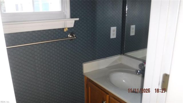 6404 Pelican CRES, Suffolk, VA 23435