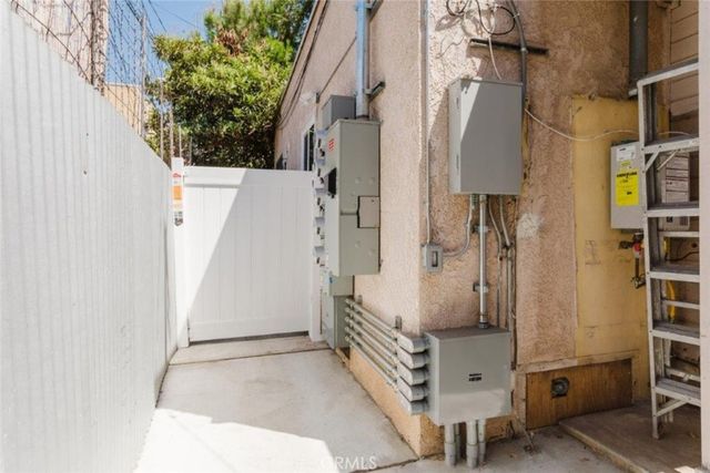 5253 Fountain Avenue, Los Angeles, CA 90029