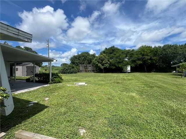 3716 Atlantic Boulevard, Vero Beach, FL 32960