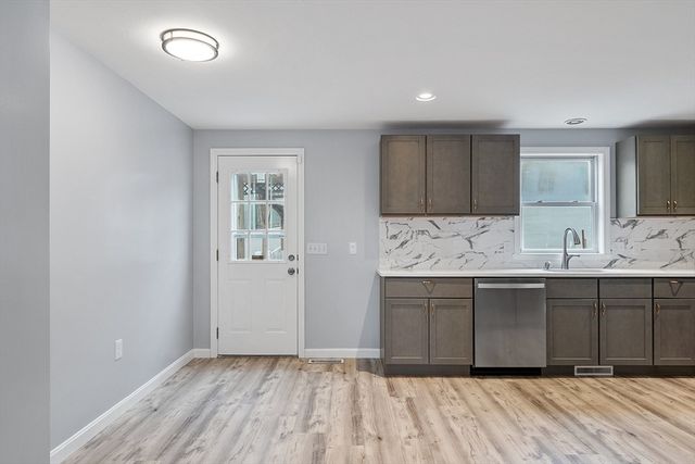 4 Moran Court 4, Lawrence, MA 01841