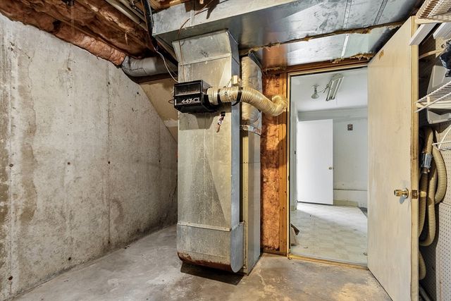 4 Moran Court 4, Lawrence, MA 01841