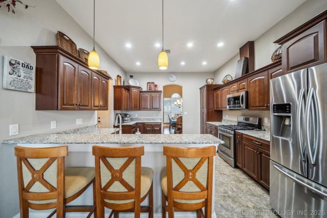 420 Eagles Nest Drive, Disney, OK 74340