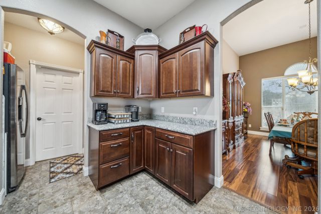 420 Eagles Nest Drive, Disney, OK 74340