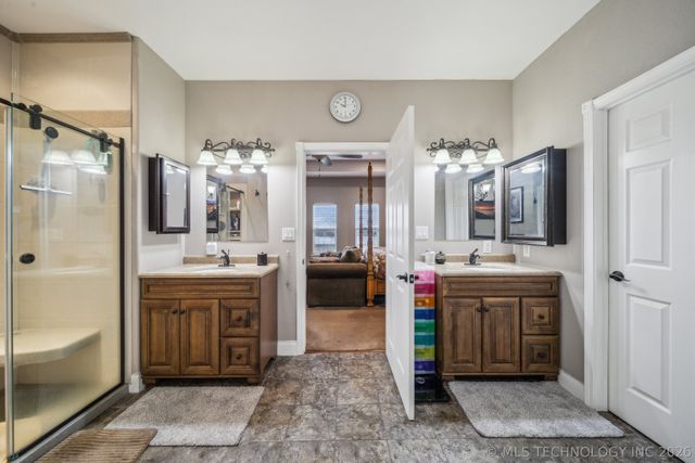 420 Eagles Nest Drive, Disney, OK 74340