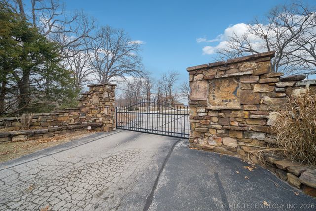 420 Eagles Nest Drive, Disney, OK 74340