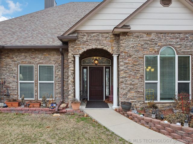 420 Eagles Nest Drive, Disney, OK 74340