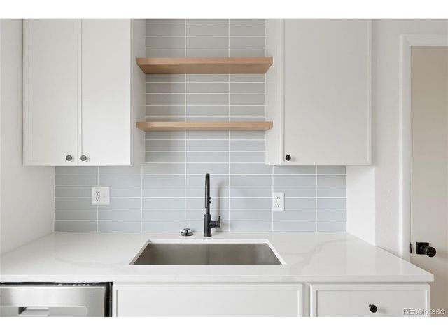 7940 Hollywood St, Commerce City, CO 80022