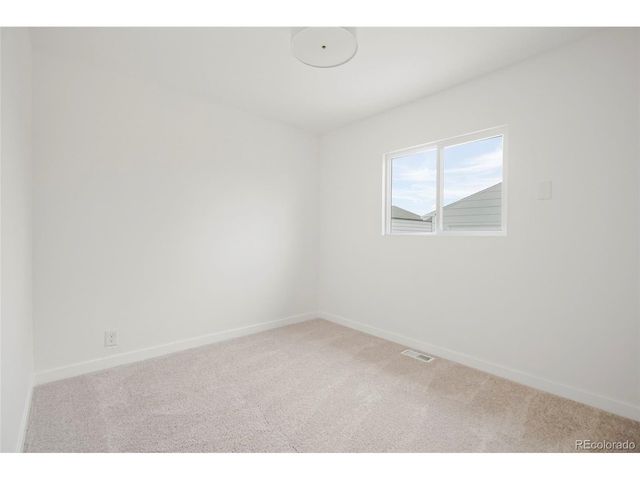 7940 Hollywood St, Commerce City, CO 80022